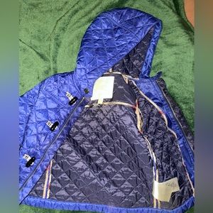 Burberry rain coat kids size 2 (92 Centimeters)